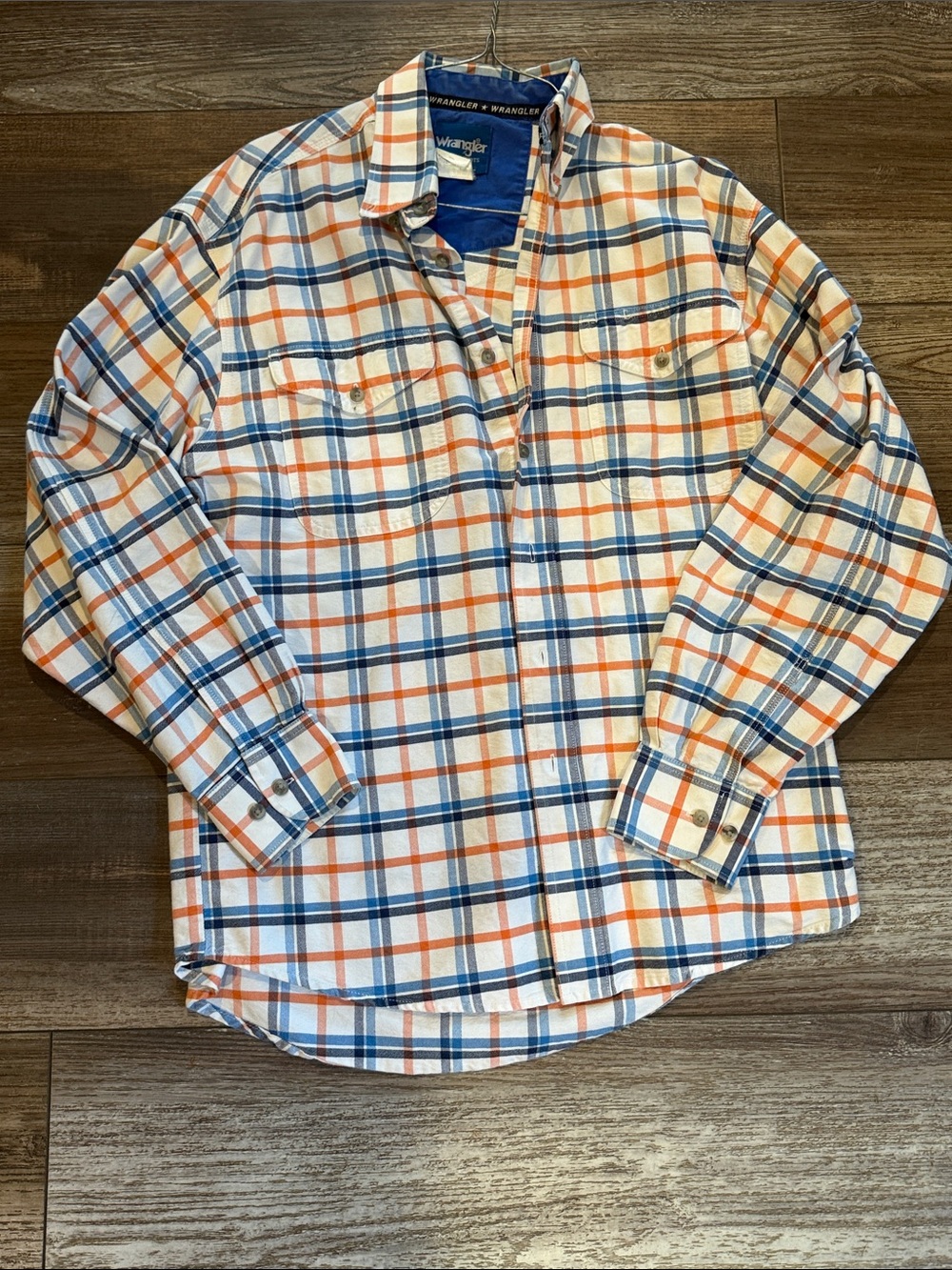Wrangler Men’s Button Down Shirt